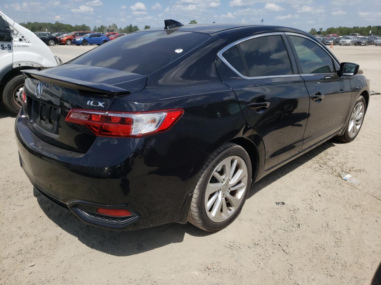 Photo 4 from auction – 2016 ACURA ILX PREMIU with VIN 19UDE2F72GA005001