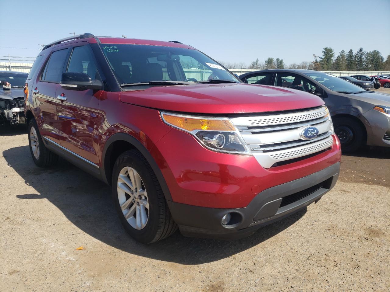 FORD EXPLORER X 2014 с VIN 1FM5K8D89EGA25911 - Фото с аукциона