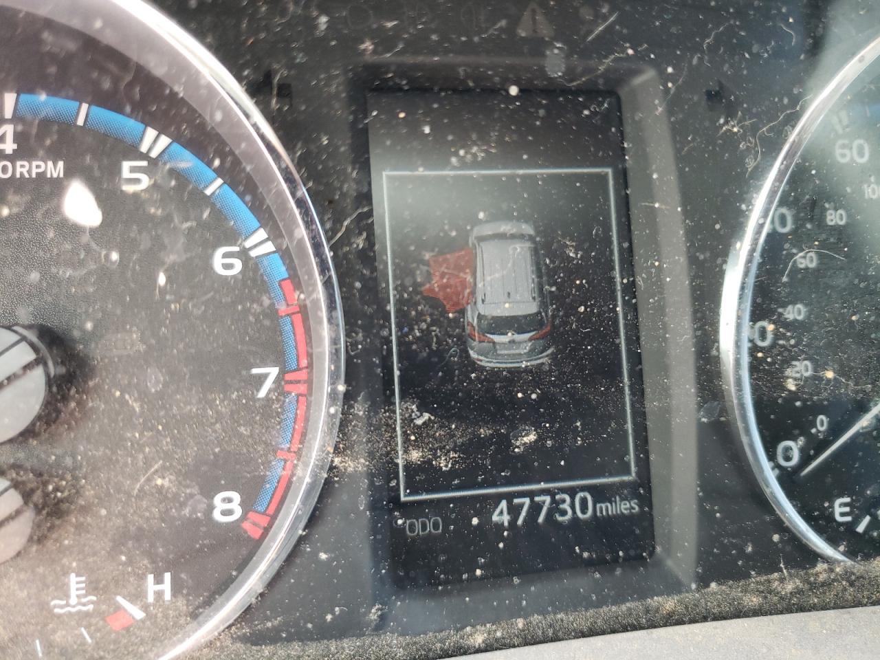 Photo 8 from auction – 2017 TOYOTA RAV4 LIMIT with VIN 2T3DFREV9HW681680