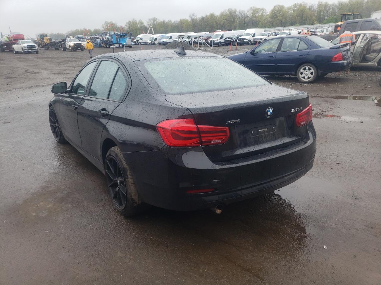 Photo 3 from auction – 2016 BMW 320 XI with VIN WBA8E5G57GNT40503