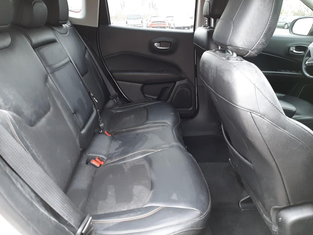 Photo 6 from auction – 2018 JEEP COMPASS LA with VIN 3C4NJDBB1JT206635