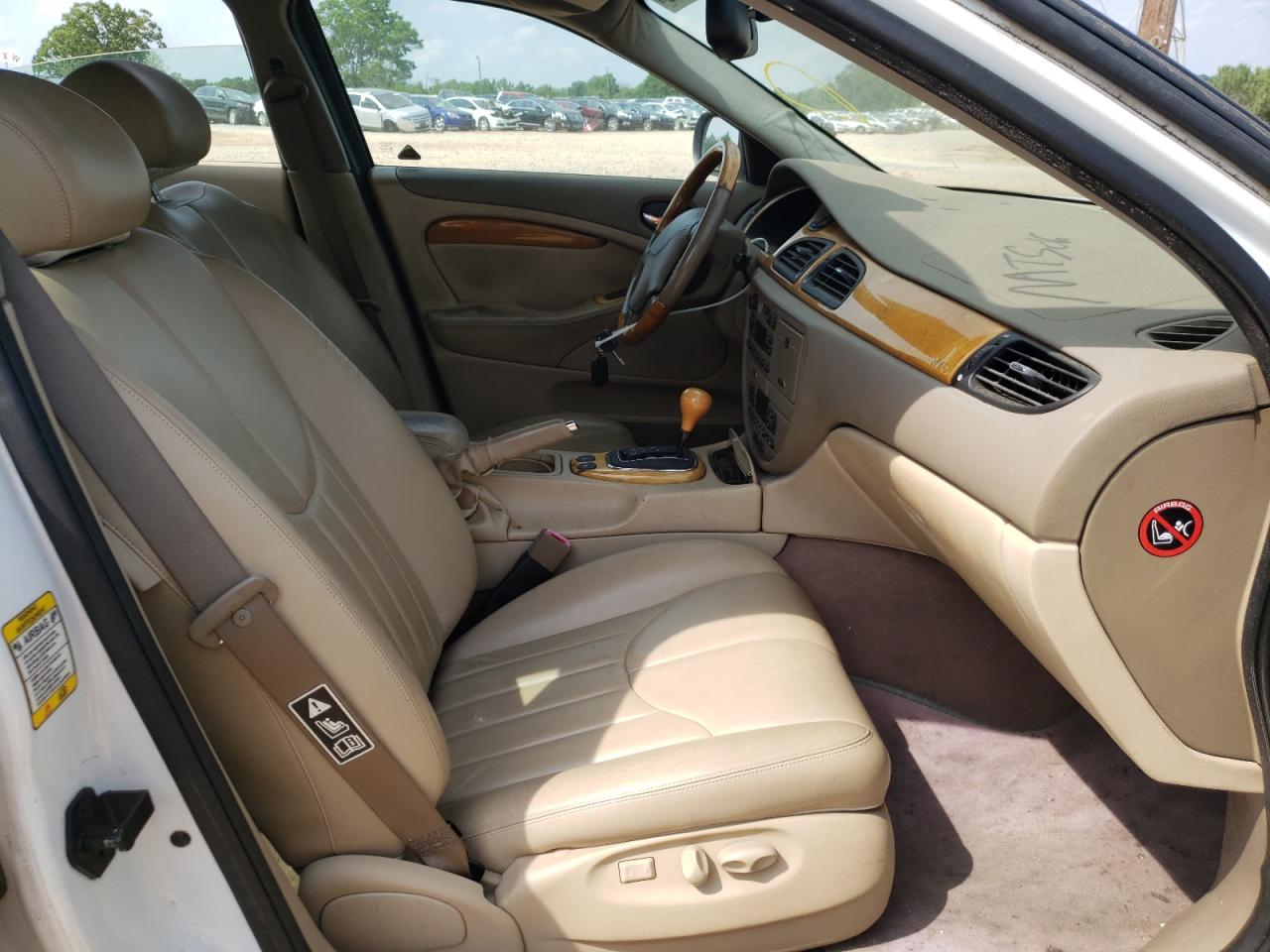 Photo 5 from auction – 2000 JAGUAR S-TYPE with VIN SAJDA01C9YFL64421