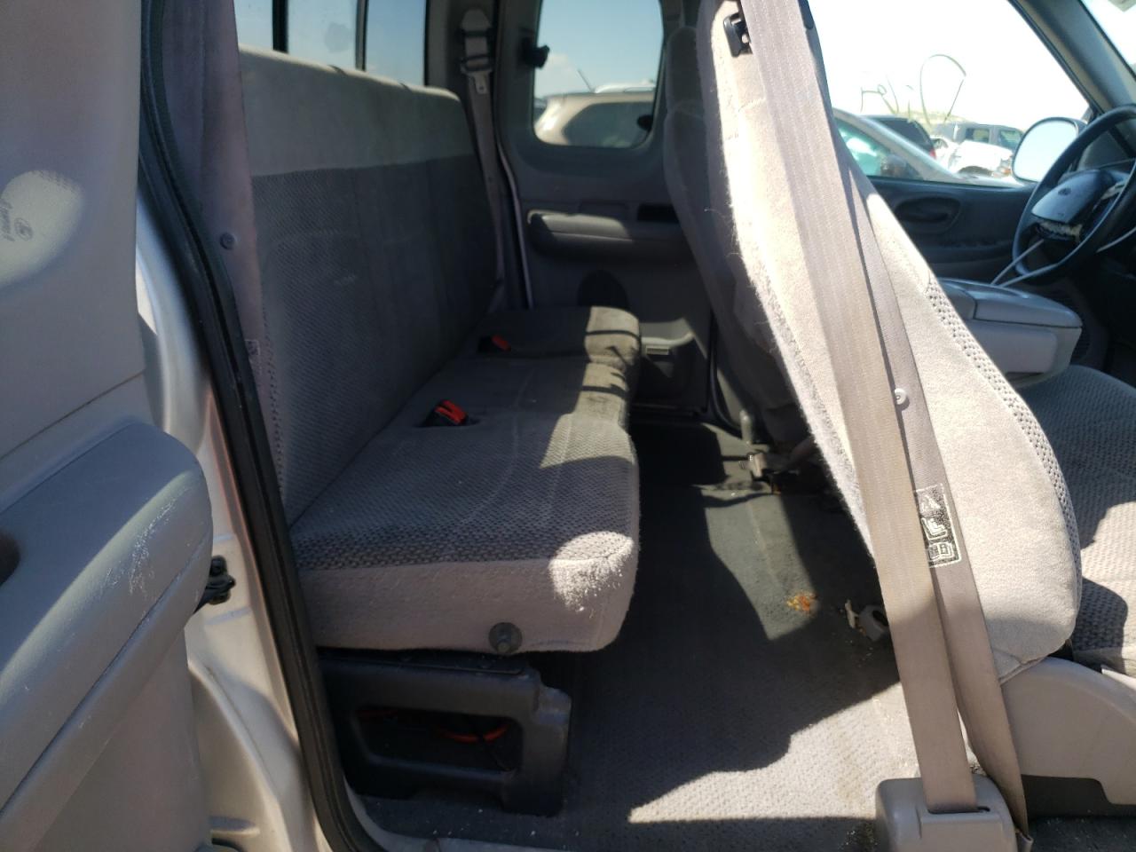 Photo 6 from auction – 1999 FORD F150 with VIN 1FTRX18W3XKA04804