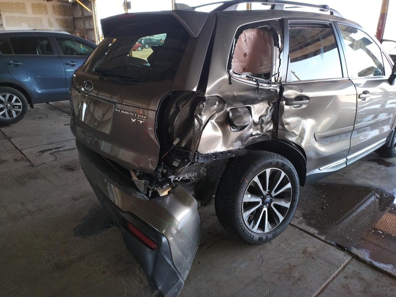 Photo 9 from auction – 2018 SUBARU FORESTER 2 with VIN JF2SJGWC3JH452612