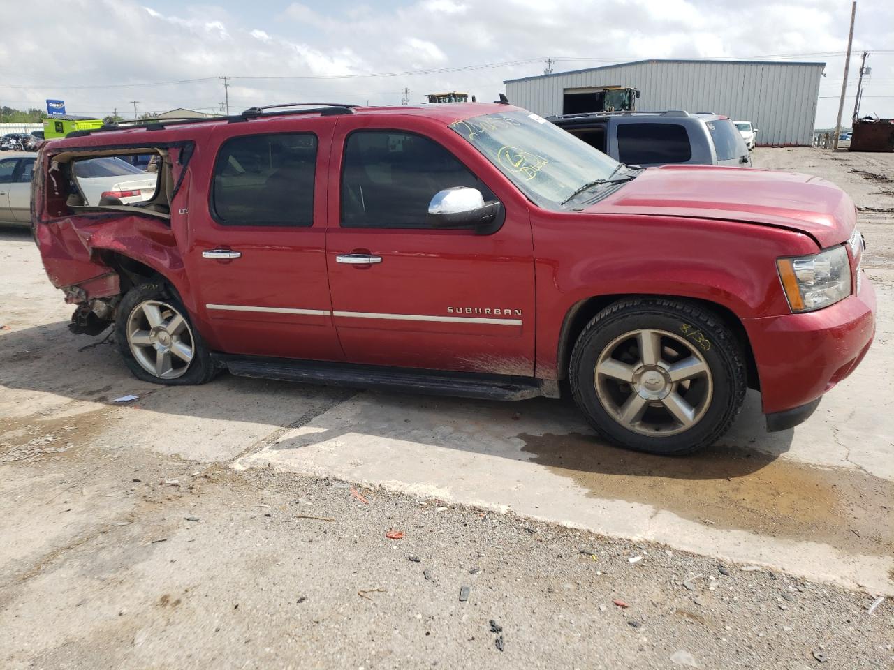 CHEVROLET SUBURBAN 2013 with VIN 1GNSCKE01DR244575 - Photo from auction