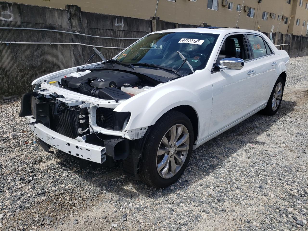 Photo 2 from auction – 2020 CHRYSLER 300 LIMITE with VIN 2C3CCAKG7LH124551
