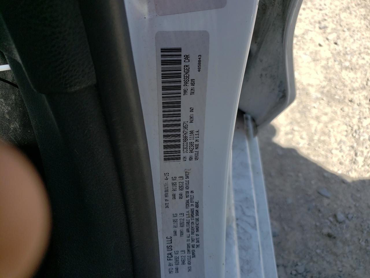Photo 10 from auction – 2015 CHRYSLER 200 LIMITE with VIN 1C3CCCAB0FN710571