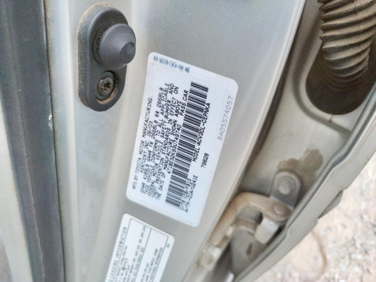 Photo 10 from auction – 2003 TOYOTA CAMRY LE with VIN 4T1BE32K93U749740