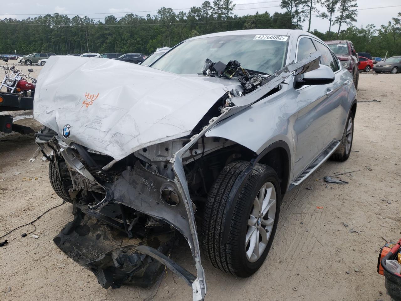 Photo 2 from auction – 2015 BMW X6 XDRIVE3 with VIN 5UXKU2C51F0N76347