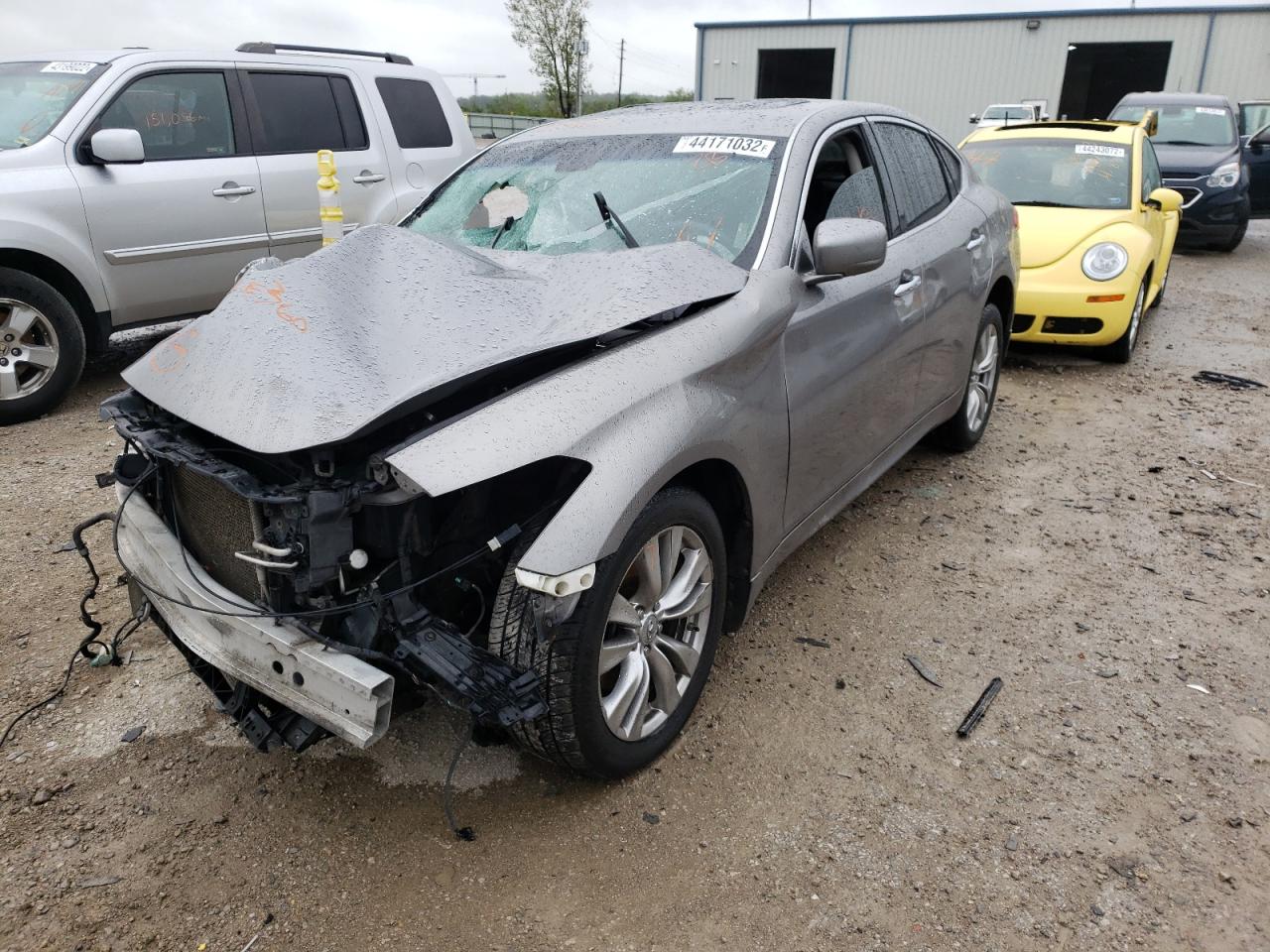 Photo 2 from auction – 2012 INFINITI M56 X with VIN JN1AY1AR7CM580122