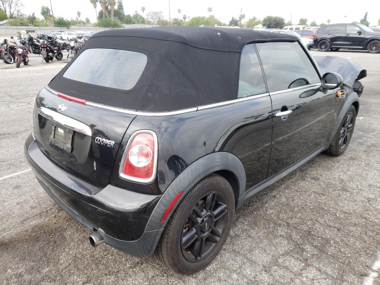 Photo 4 from auction – 2015 MINI COOPER with VIN WMWZN3C51FT861712
