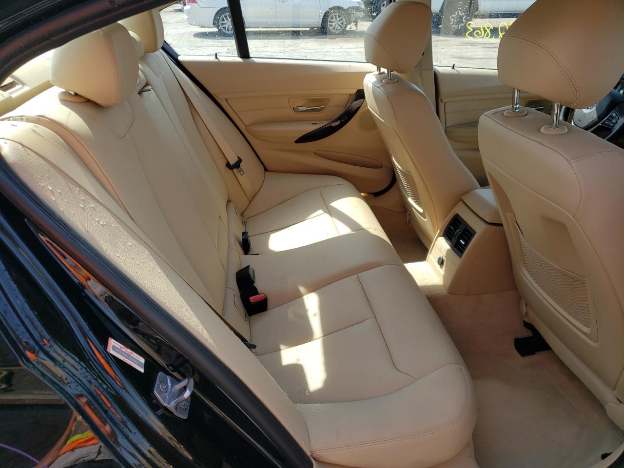 Photo 6 from auction – 2014 BMW 328 I with VIN WBA3A5G53ENP29626