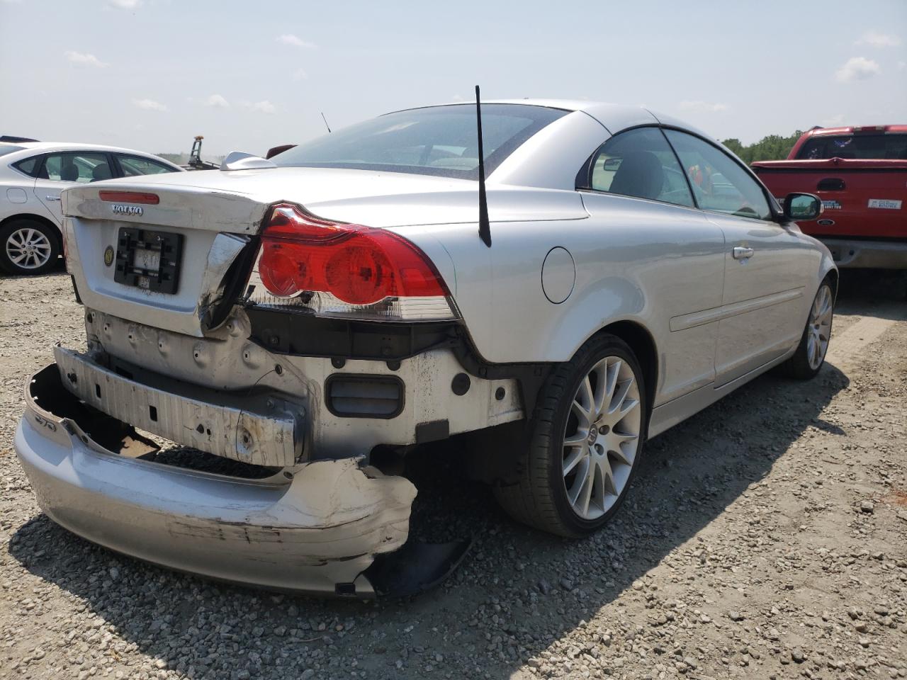 Photo 4 from auction – 2008 VOLVO C70 T5 with VIN YV1MC67208J041957