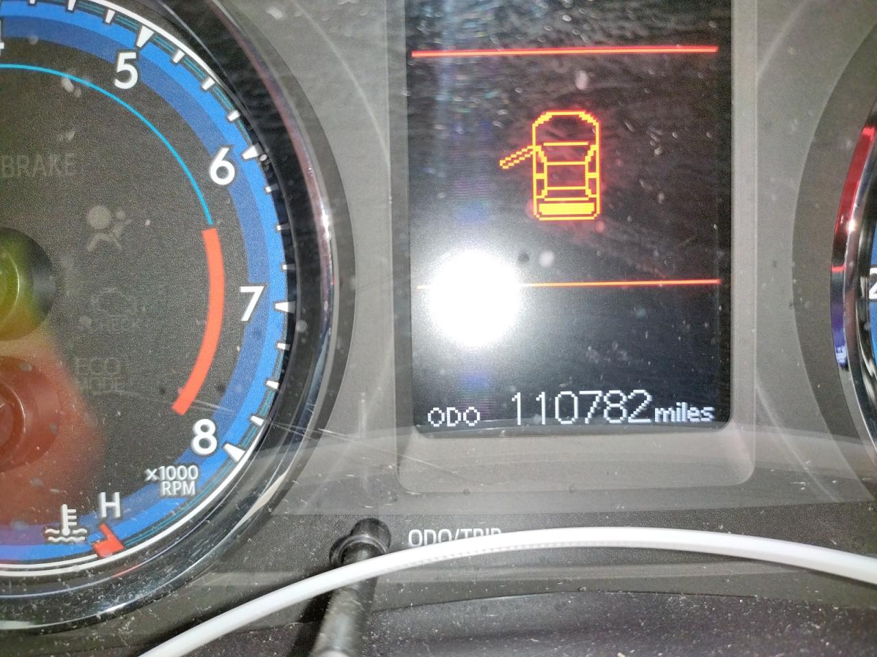 Photo 8 from auction – 2018 TOYOTA COROLLA L with VIN 5YFBURHE4JP809607