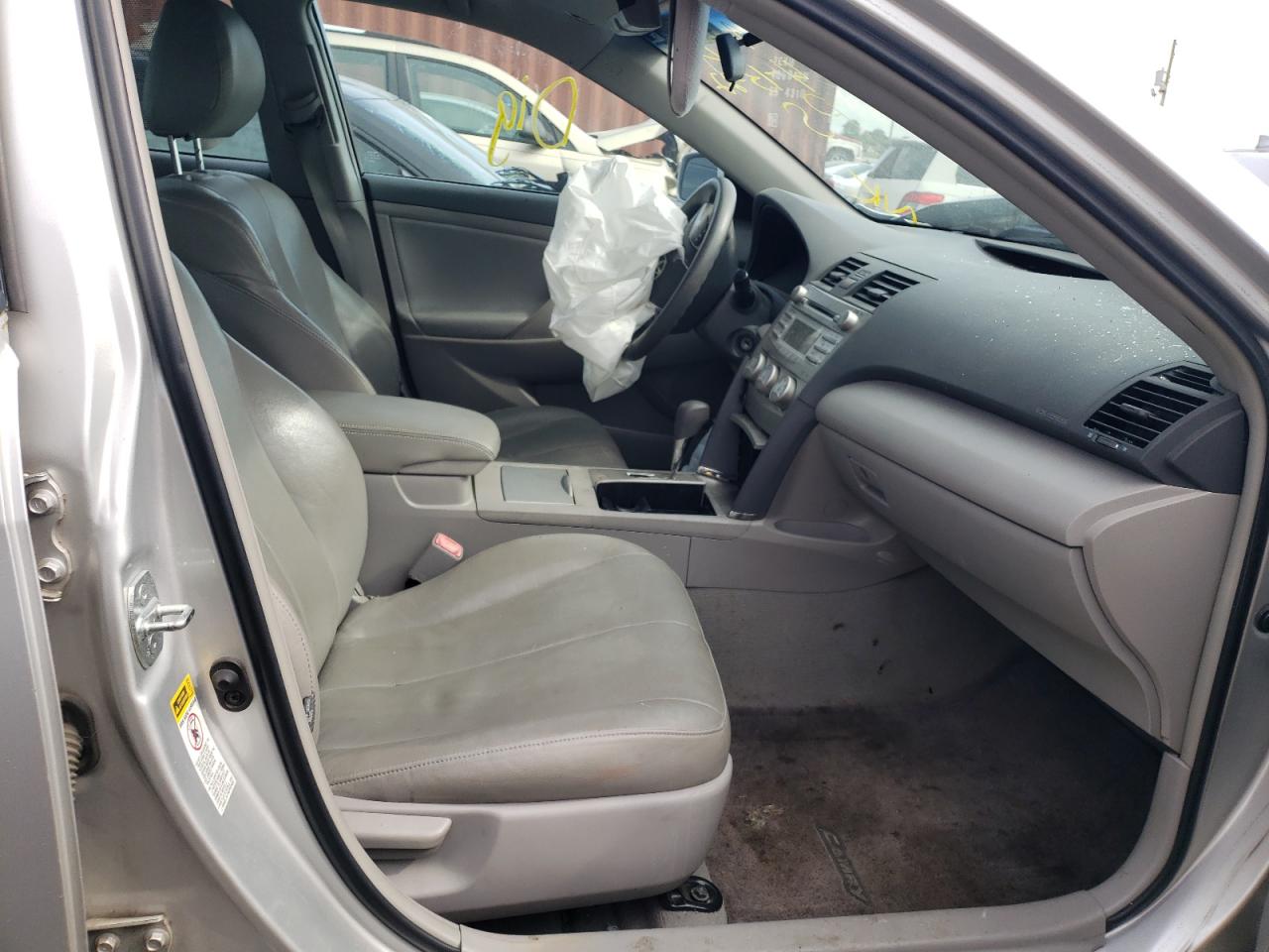 Фото 5 с аукциона – 2011 TOYOTA CAMRY BASE с VIN 4T1BF3EK5BU735079