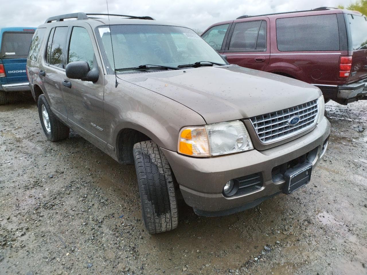 FORD EXPLORER X 2005 with VIN 1FMZU73K05UB76088 - Photo from auction