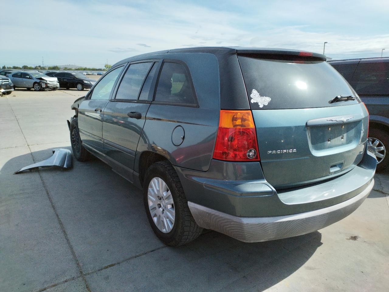 Photo 3 from auction – 2006 CHRYSLER PACIFICA with VIN 2A4GM48456R709811