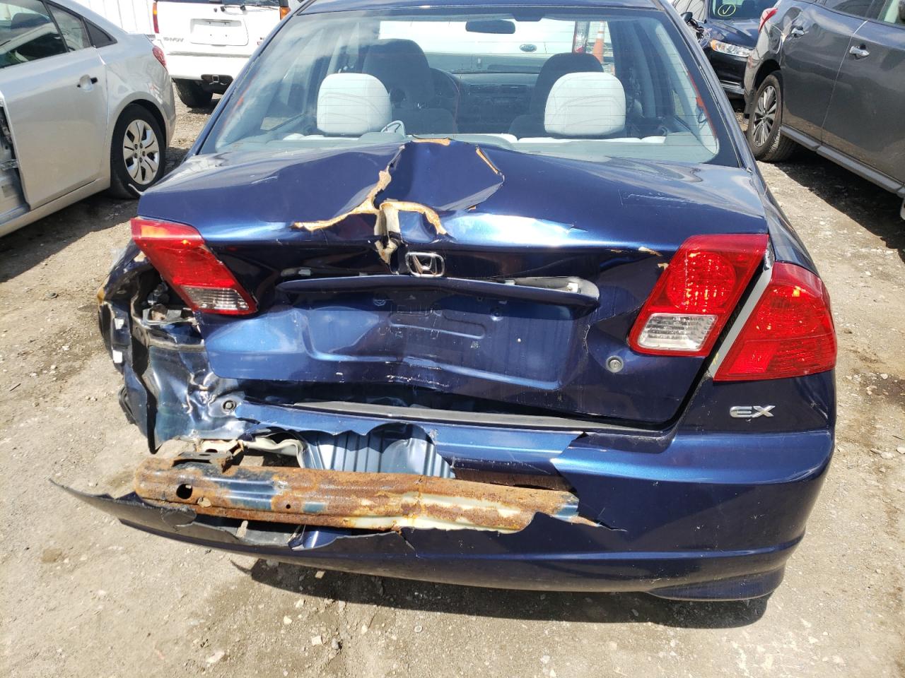 Photo 9 from auction – 2004 HONDA CIVIC EX with VIN 2HGES26804H568213