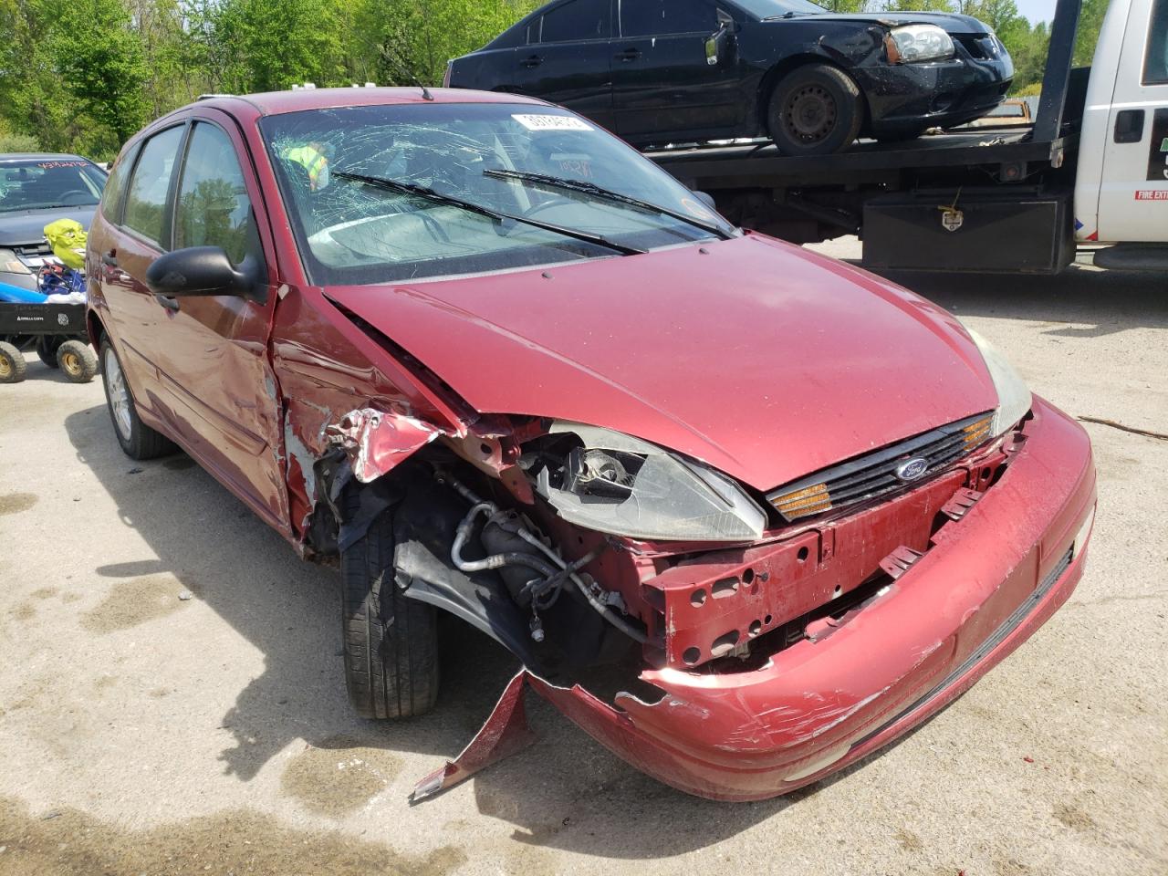 Photo 1 from auction – 2003 FORD FOCUS ZX5 with VIN 3FAFP37333R138360