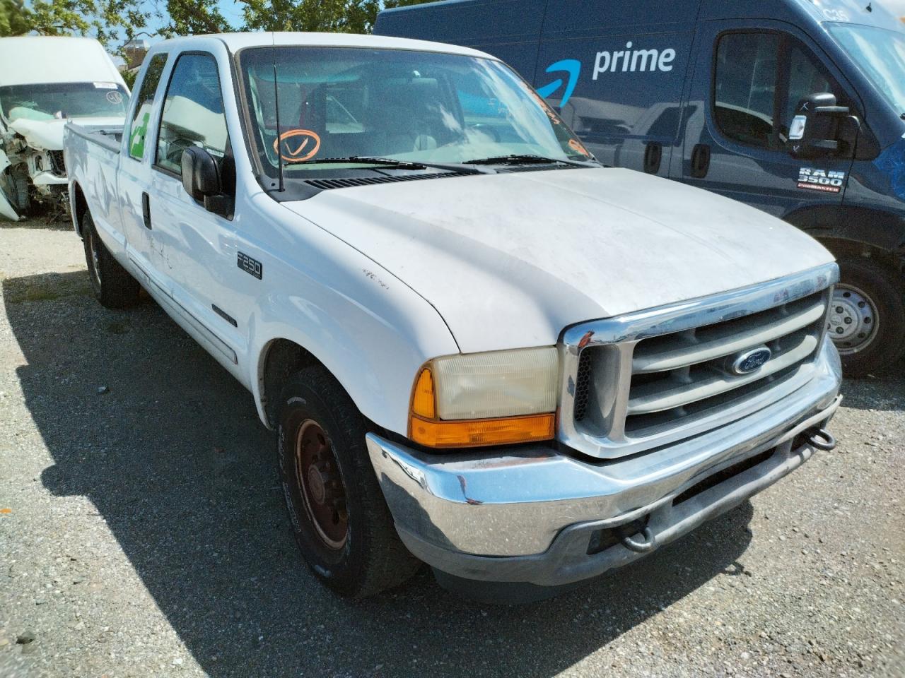 FORD F250 SUPER 2001 with VIN 1FTNX20FX1EB40594 - Photo from auction