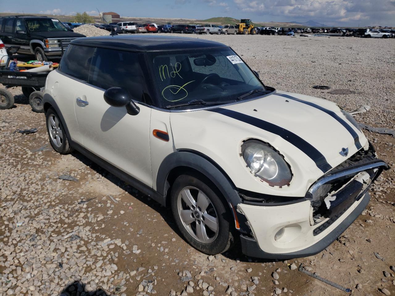 MINI COOPER 2015 with VIN WMWXM5C59FT941104 - Photo from auction