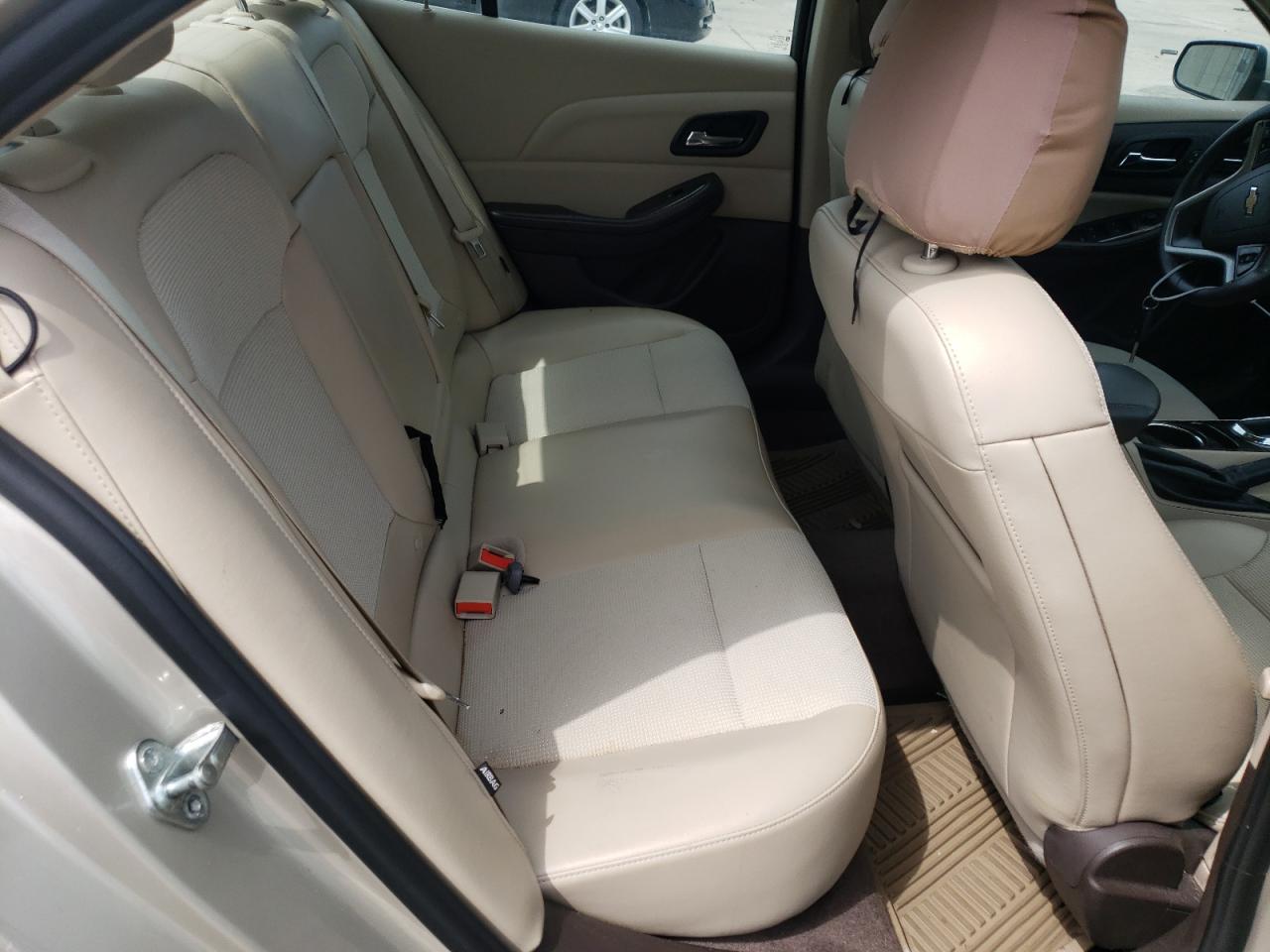 Photo 6 from auction – 2014 CHEVROLET MALIBU 1LT with VIN 1G11C5SL4EF167815