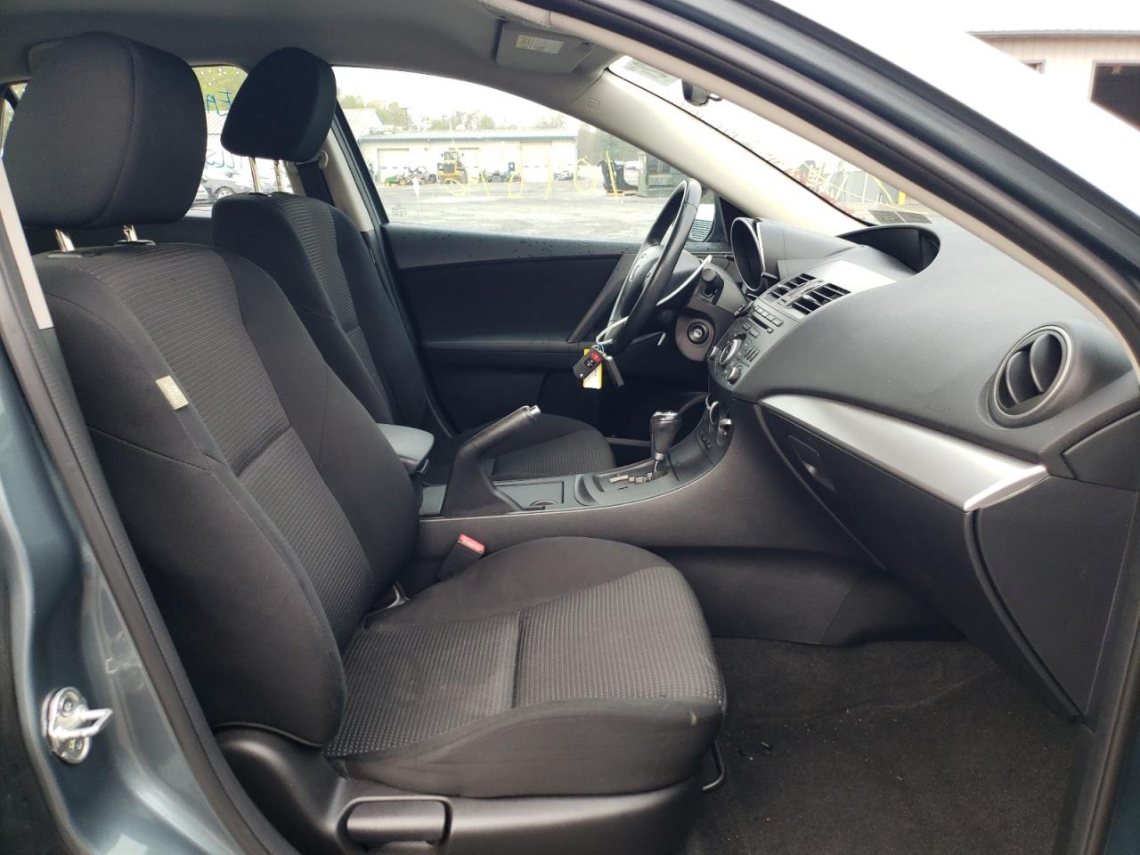 Zdjęcie 5 z aukcji – 2012 MAZDA 3 I z VIN JM1BL1L88C1635702