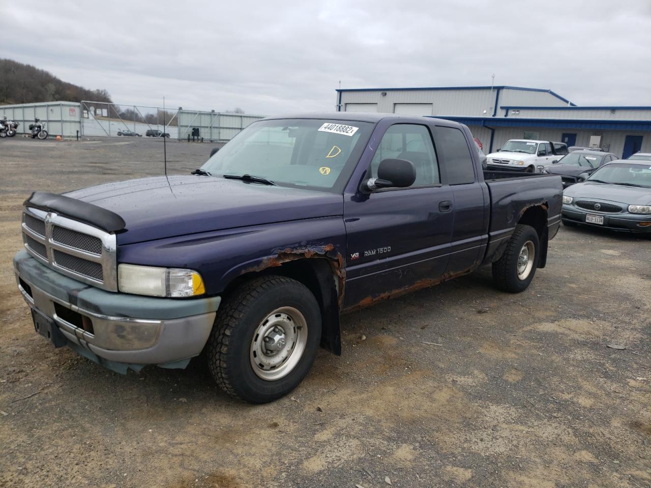 Photo 2 from auction – 1998 DODGE RAM 1500 with VIN 3B7HC13Y8WG190460