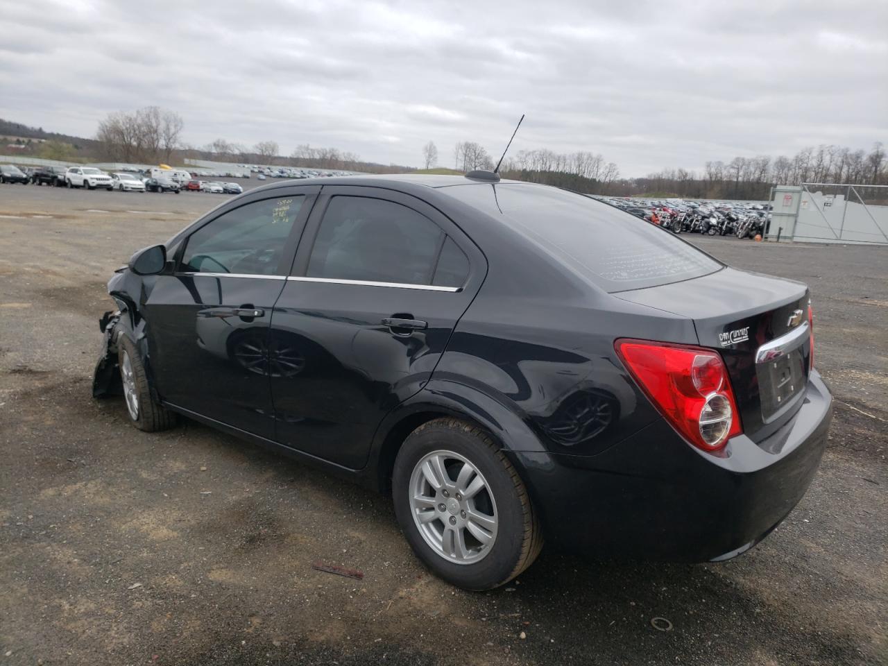 Photo 3 from auction – 2015 CHEVROLET SONIC LT with VIN 1G1JC5SH9F4209680