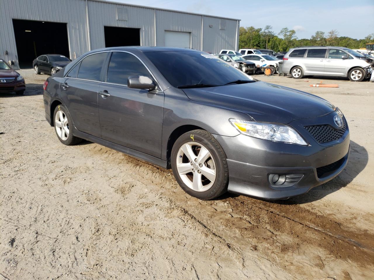 TOYOTA CAMRY BASE 2011 with VIN 4T1BF3EK7BU208967 - Photo from auction