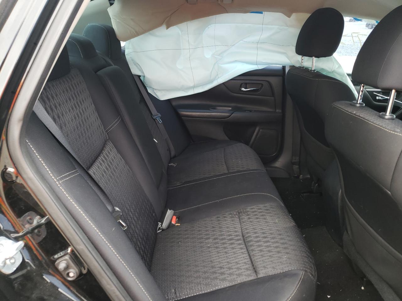 Photo 6 from auction – 2016 NISSAN ALTIMA 2.5 with VIN 1N4AL3AP4GC222838