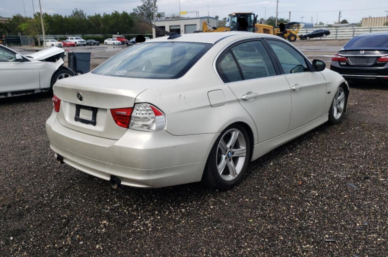 Photo 4 from auction – 2011 BMW 335 D with VIN WBAPN7C54BA948752