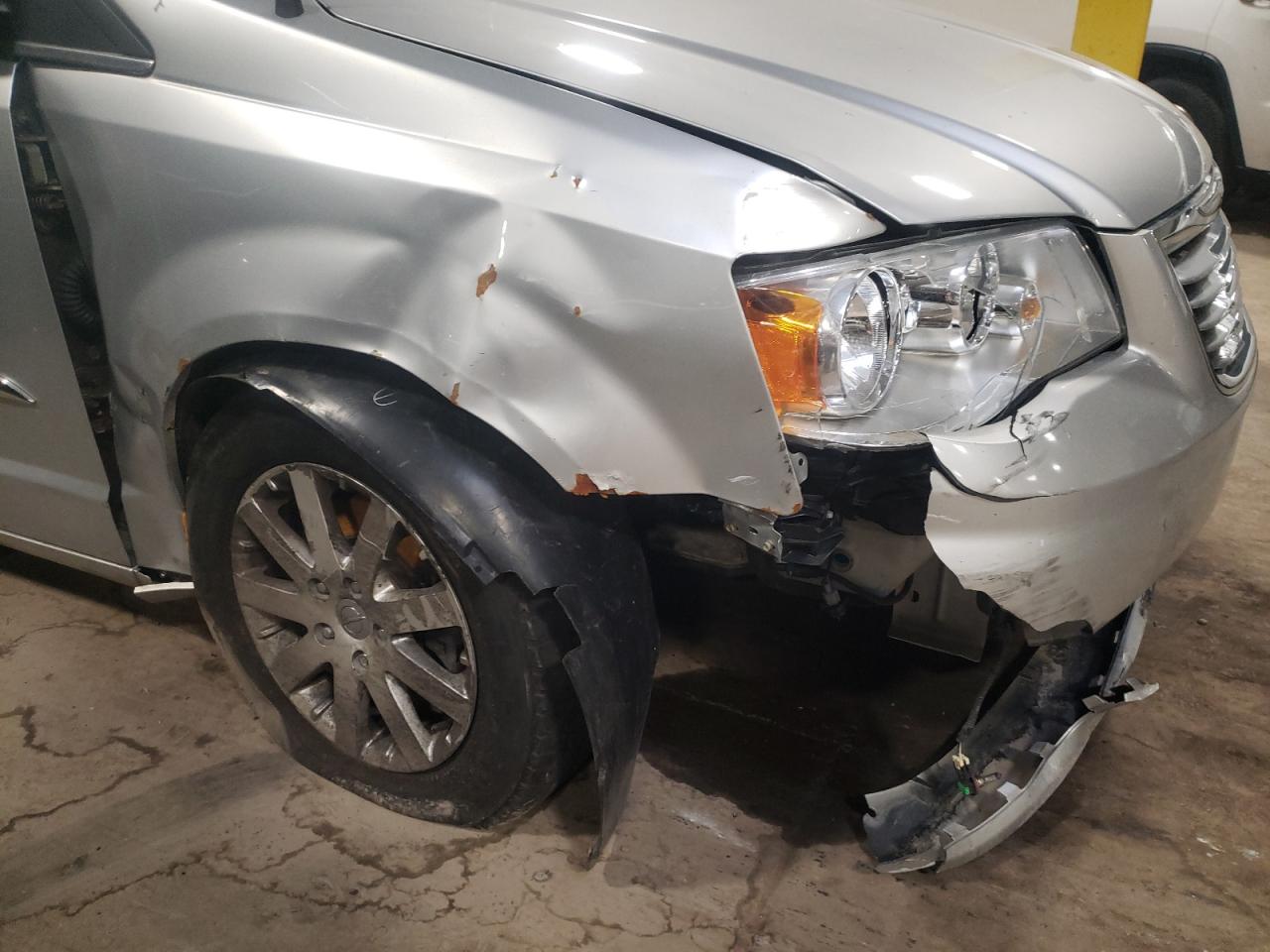 Photo 9 from auction – 2012 CHRYSLER TOWN & COU with VIN 2C4RC1BG1CR175477