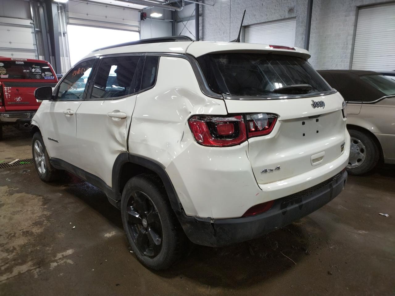 Photo 3 from auction – 2019 JEEP COMPASS LA with VIN 3C4NJDBB3KT648253