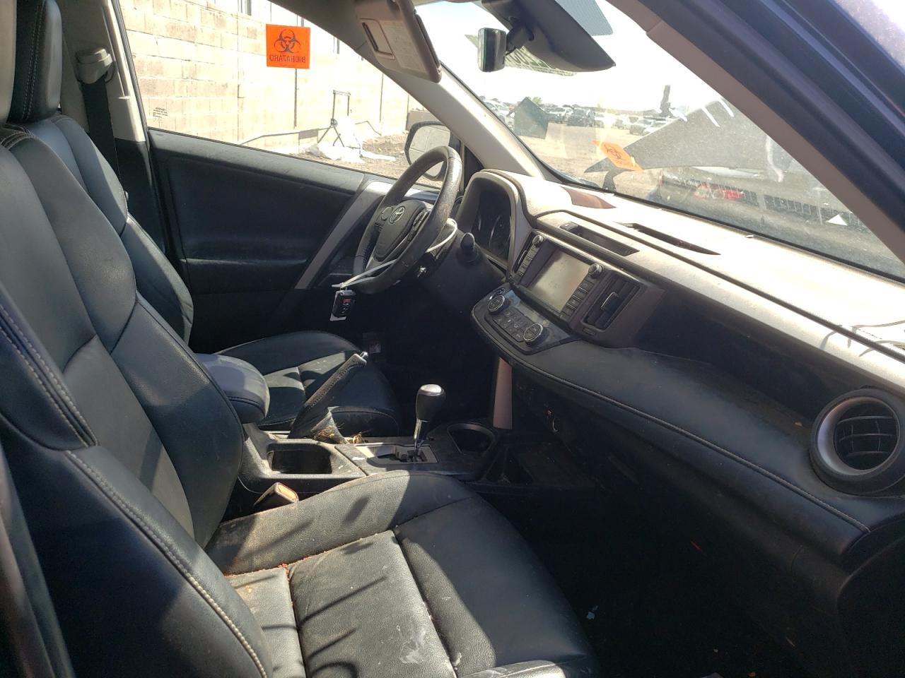 Photo 5 from auction – 2017 TOYOTA RAV4 LIMIT with VIN 2T3DFREV9HW681680