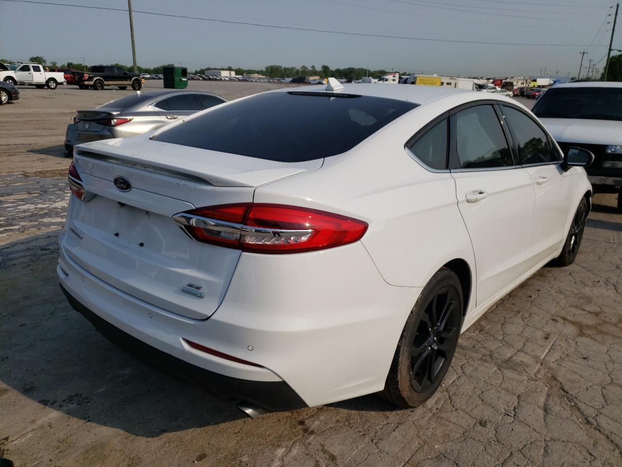 Photo 4 from auction – 2019 FORD FUSION SE with VIN 3FA6P0HD6KR246606