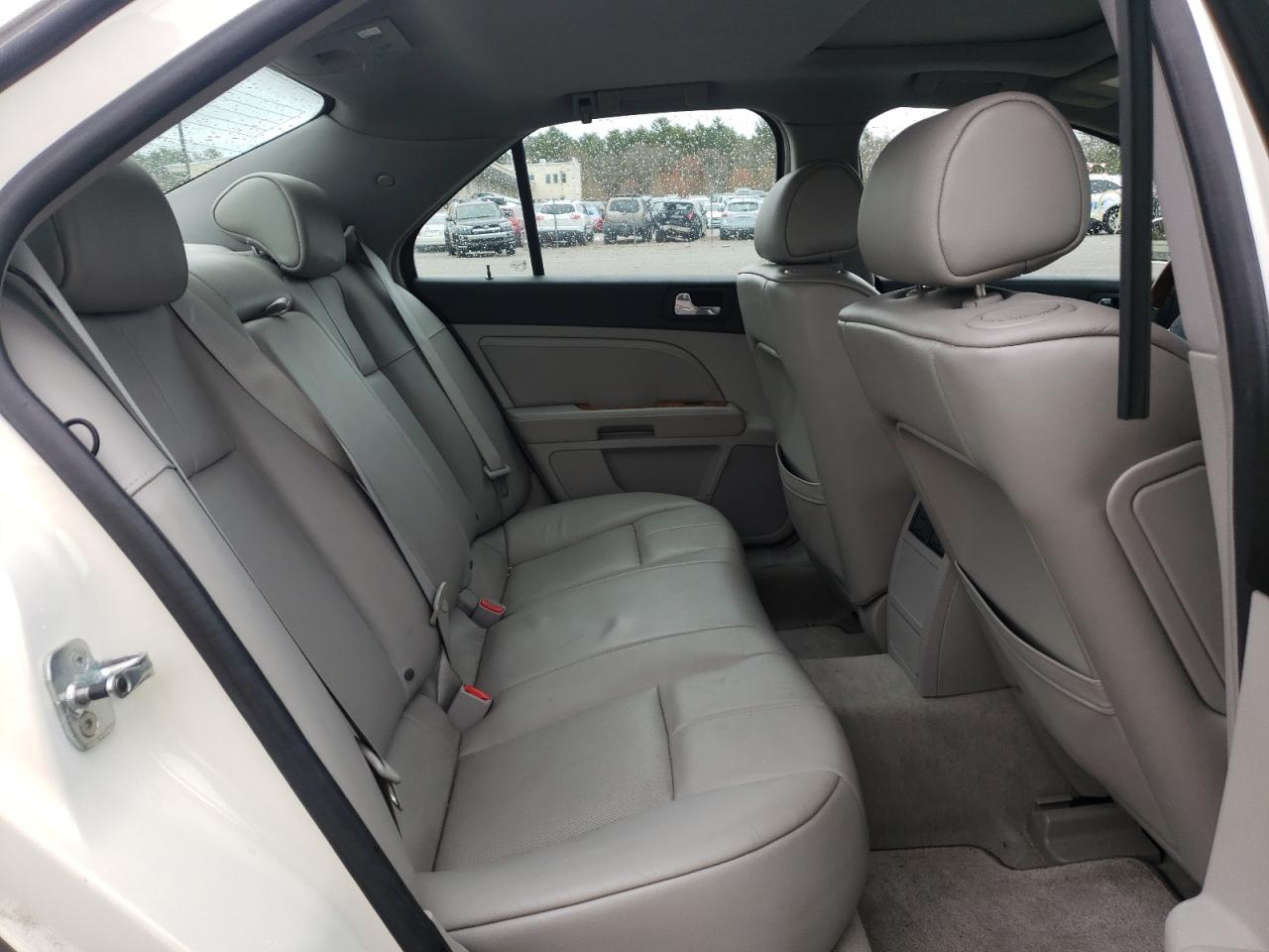Photo 6 from auction – 2009 CADILLAC STS with VIN 1G6DZ67A890173323