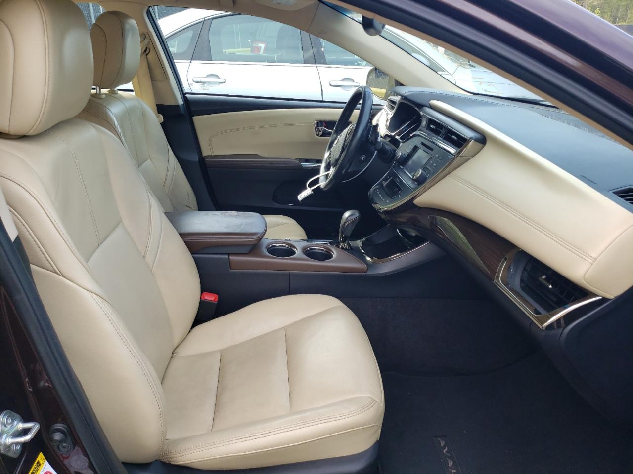 Photo 5 from auction – 2013 TOYOTA AVALON BAS with VIN 4T1BK1EB4DU076558