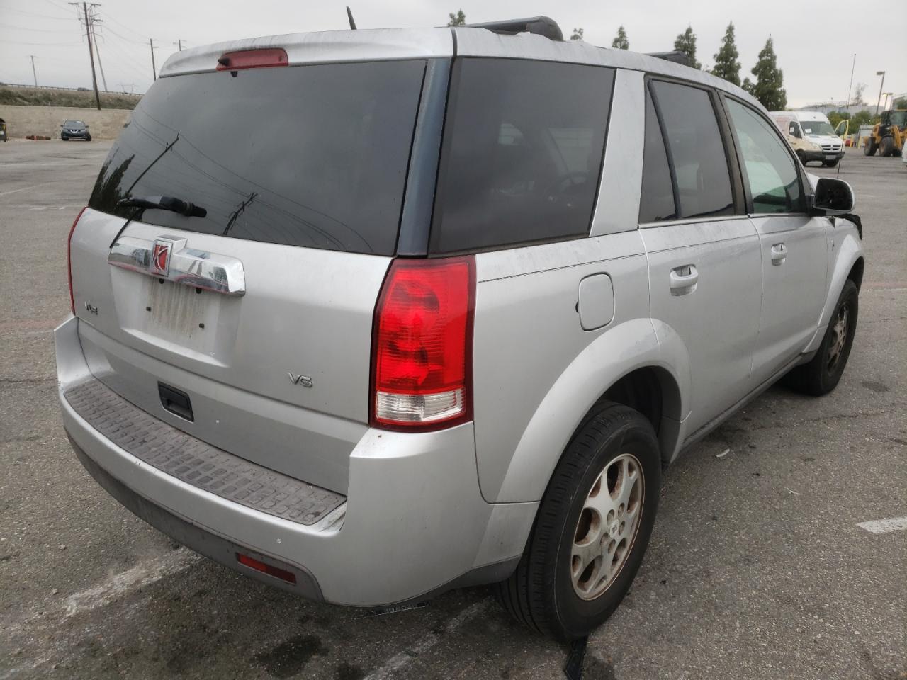 Photo 4 from auction – 2006 SATURN VUE with VIN 5GZCZ53476S838813