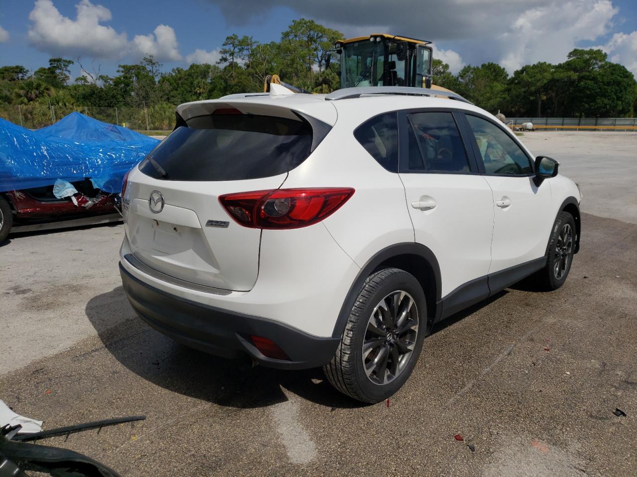 Photo 4 from auction – 2016 MAZDA CX-5 GT with VIN JM3KE2DY1G0857516