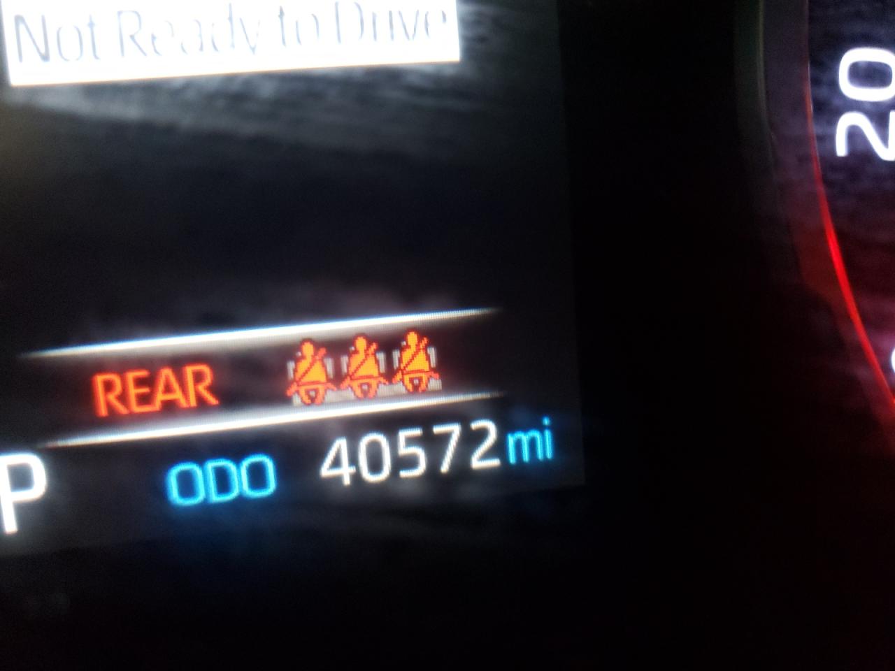 Photo 8 from auction – 2019 TOYOTA RAV4 LE with VIN 2T3G1RFV4KW031110