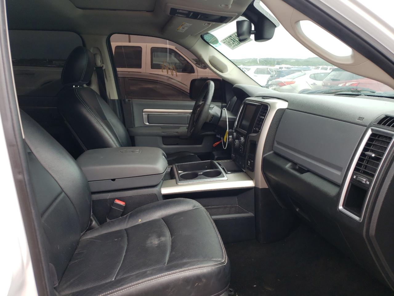 Photo 5 from auction – 2014 RAM 1500 SLT with VIN 1C6RR6LT5ES205659