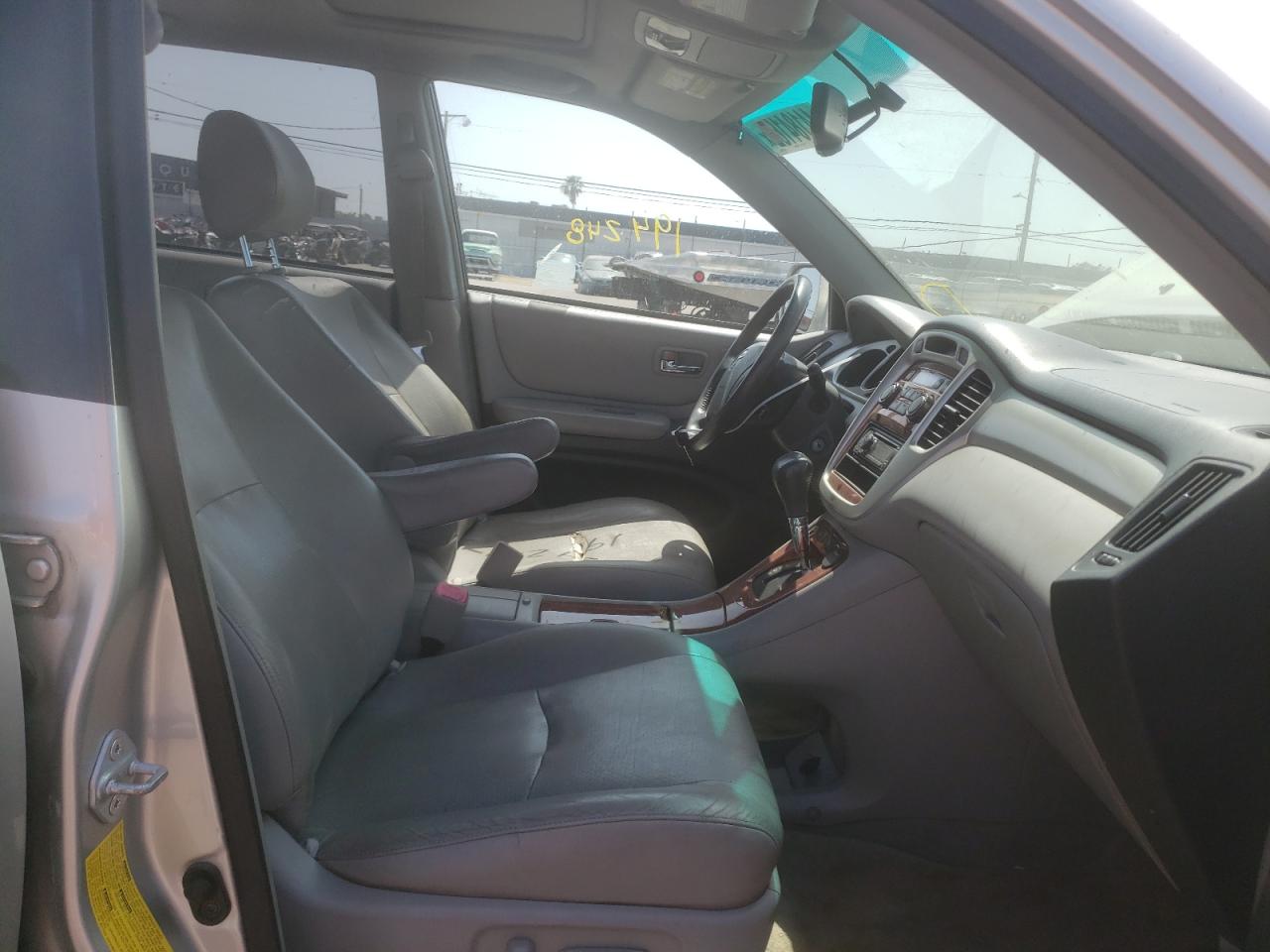 Photo 5 from auction – 2007 TOYOTA HIGHLANDER with VIN JTEEW21A470038683
