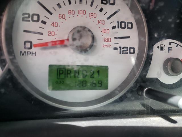 Photo 8 from auction – 2005 FORD ESCAPE XLT with VIN 1FMYU93155KD54006