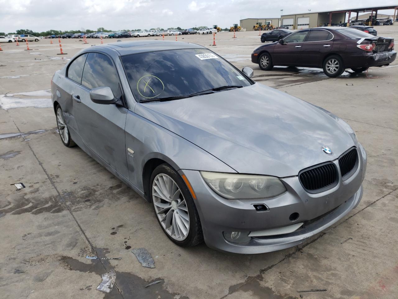 BMW 335 XI 2011 with VIN WBAKF9C50BE619008 - Photo from auction