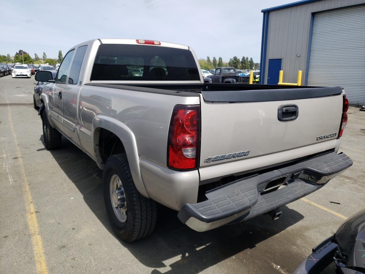 Photo 16 from auction – 2005 CHEVROLET SILVERADO with VIN 1GCHK29U65E243885
