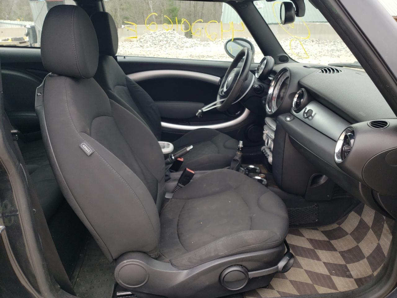 Photo 5 from auction – 2009 MINI COOPER S with VIN WMWMF73539TT96725