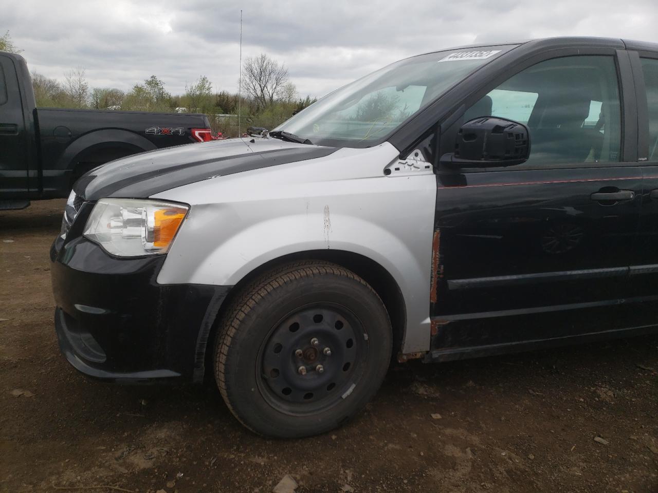 Photo 9 from auction – 2014 DODGE GRAND CARA with VIN 2C4RDGBG4ER187058