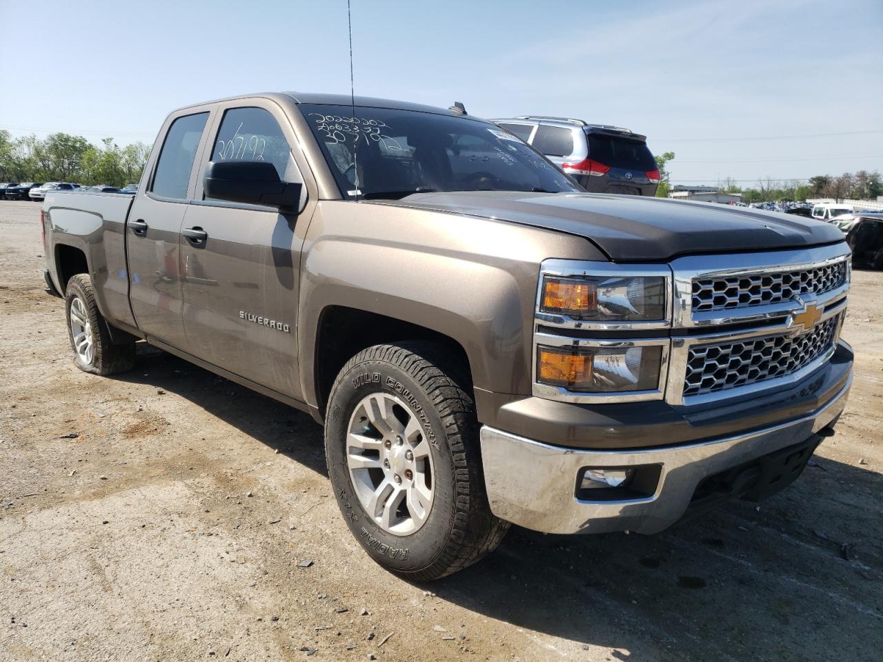CHEVROLET SILVERADO 2014 with VIN 1GCVKREC9EZ307192 - Photo from auction