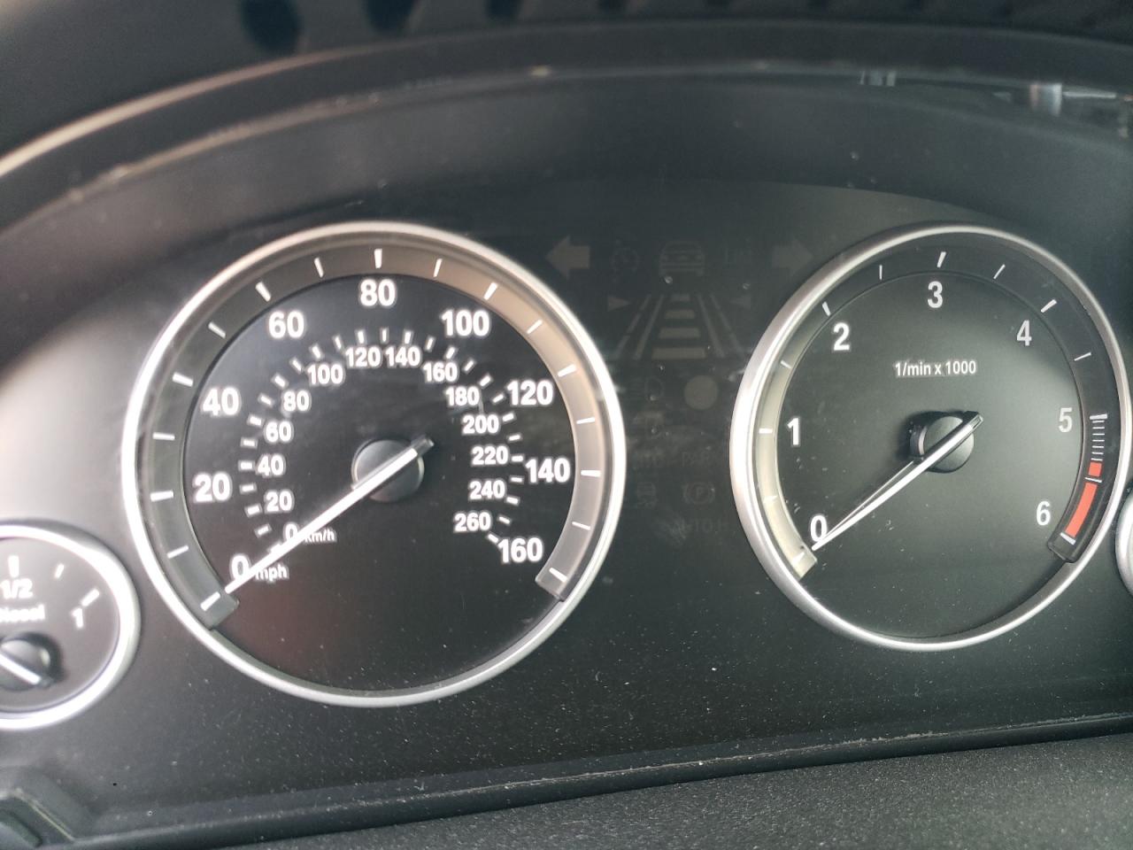 Photo 8 from auction – 2014 BMW X5 XDRIVE3 with VIN 5UXKS4C57E0J95599